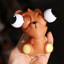 Антистрес играчка животинка с изскачащи очички