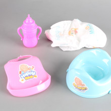 Кукла пишкаща с кошара - люлка