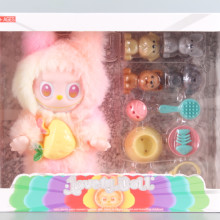 Плюшена кукла с аксесоари - музика и светлина