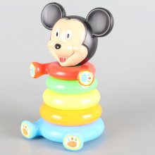 Пирамида с рингове