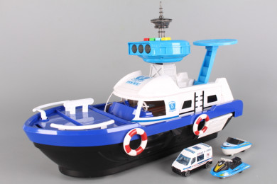 Кораб - паркинг POLICE