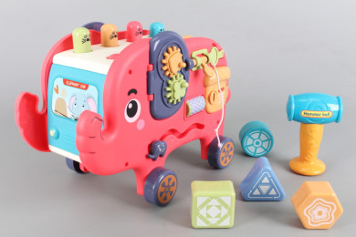 Слонче със забавни дейности