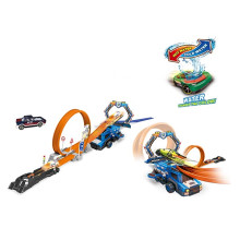 Писта с катапулт и метална кола сменяща цвета си 