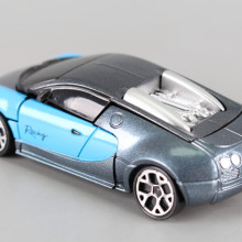 Трансформер кола - робот метален