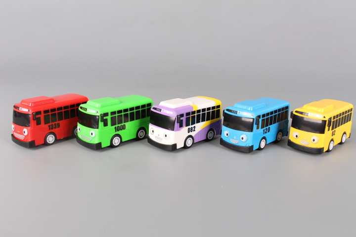 Автобуси - 5 броя