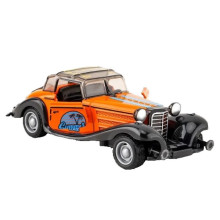 Метална ретро кола с отварящи се врати (1:32) - PULL BACK