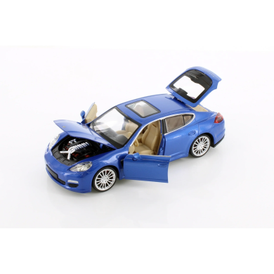 Метална кола PORSCHE PANAMERA S - 1:24