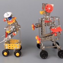 Метален конструктор Роботи - 489 елемента