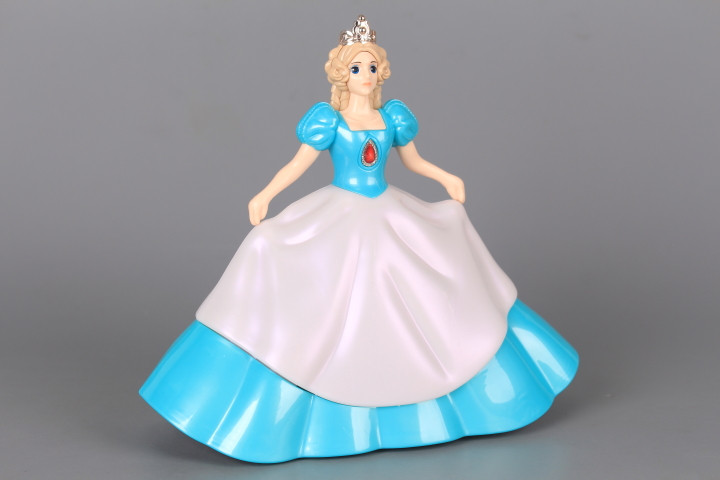 Кукла Принцеса - музикална, светеща