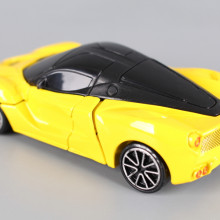 Трансформер кола - робот метален