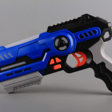 Комплект интерактивни лазерни пистолети 