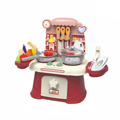 Кухня със светещи котлони и мивка с течаща вода