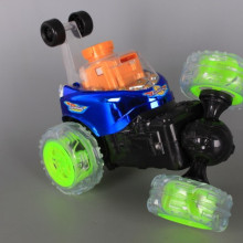 Радиоуправляема кола-акробат със зареждащи се батерии
