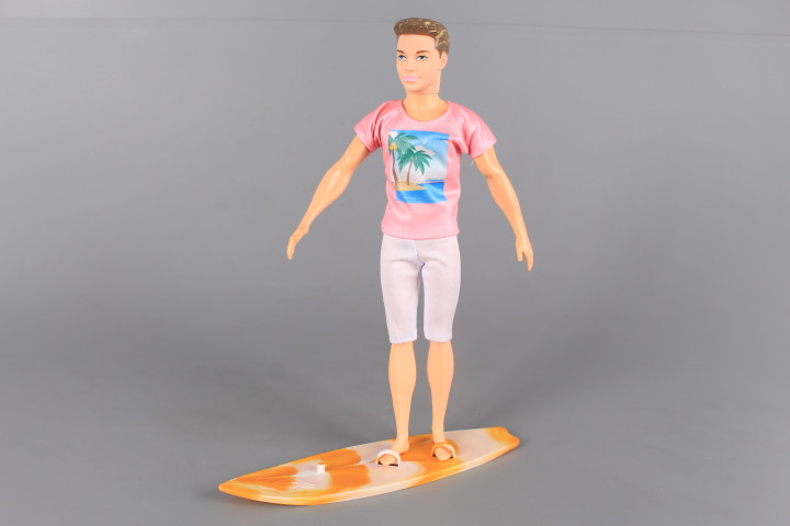 Кукла сърфист