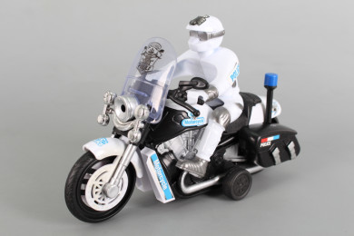 Полицейски мотор с полицай