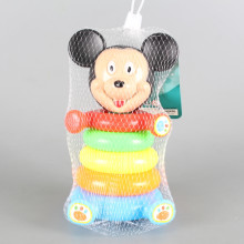 Пирамида с рингове