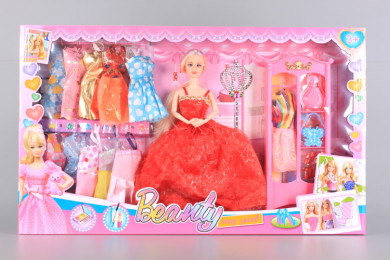 Кукла с 11 рокли и гардероб