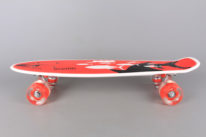 Скейтборд със светещи колела - 55 см 