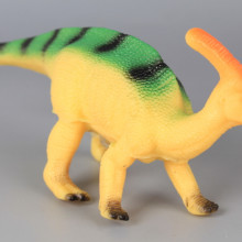 Динозавър с реалистични звуци