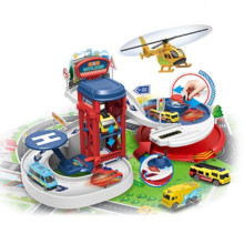 Въртящ се паркинг с метални машини - CITY