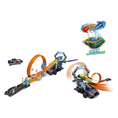 Писта с катапулт и метална кола сменяща цвета си 