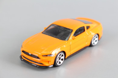 Метална кола FORD MUSTANG GT 1:64