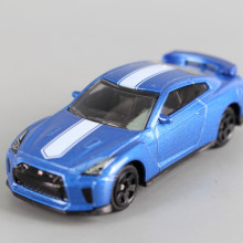 Метална кола NISSAN GT-R 1:64