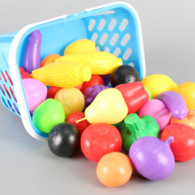 Кошница с плодове и зеленчуци